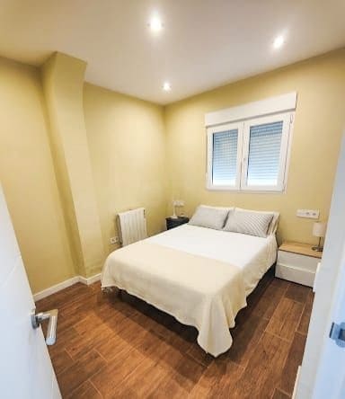 4 chambre Villa/Maison Mitoyenne à vendre à Reus avec piscine - 410 000 € (Ref: 10057889)