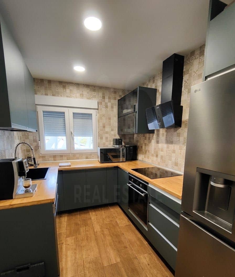 4 bedroom Terraced Villa for sale in Reus with pool - € 410,000 (Ref: 10057889)