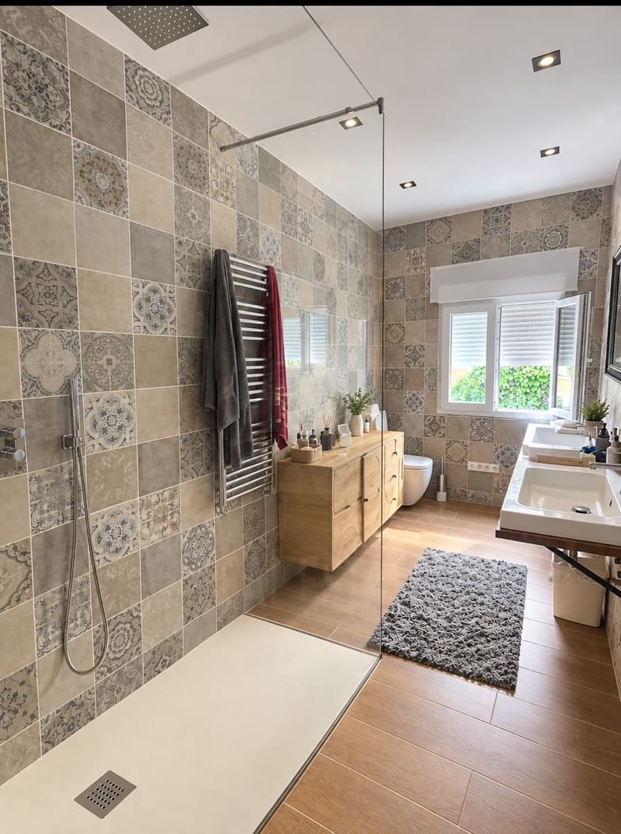 4 bedroom Terraced Villa for sale in Reus with pool - € 410,000 (Ref: 10057889)