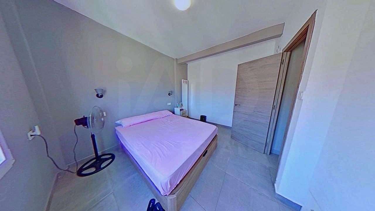 3 bedroom Apartment for sale in Alicante / Alacant city - € 165,000 (Ref: 10057892)