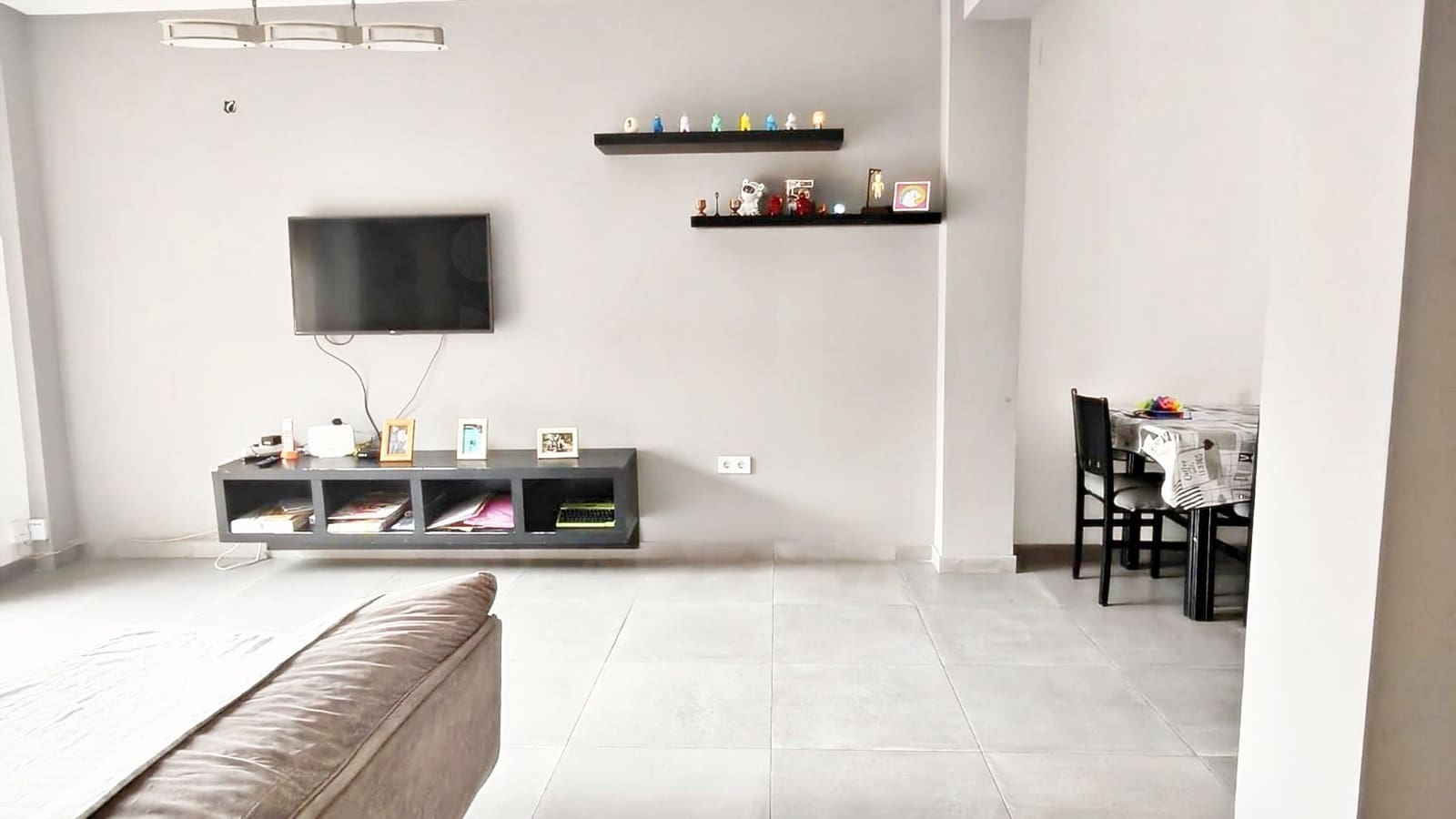 3 bedroom Apartment for sale in Alicante / Alacant city - € 165,000 (Ref: 10057892)