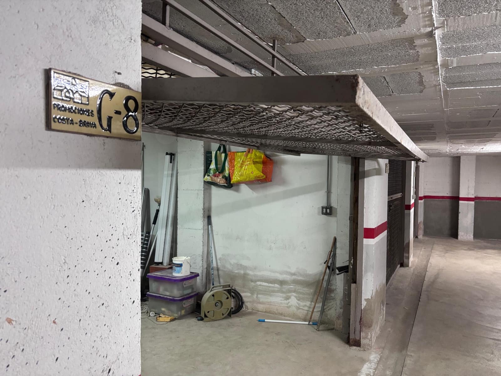Garage til salg i Roses - € 45.000 (Ref: 10057894)