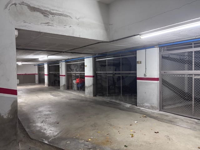 Garage til salg i Santa Margarida, Roses - € 45.000 (Ref: 10057894)