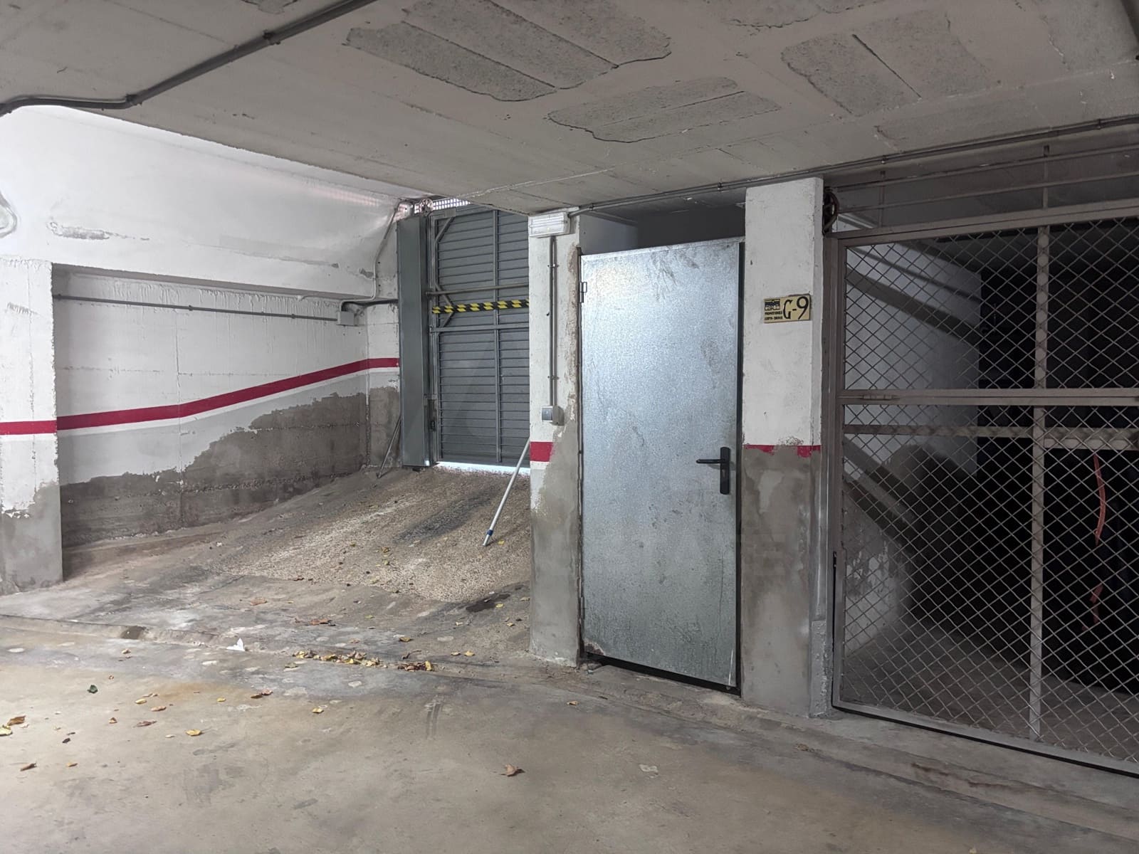 Garage til salg i Roses - € 45.000 (Ref: 10057894)