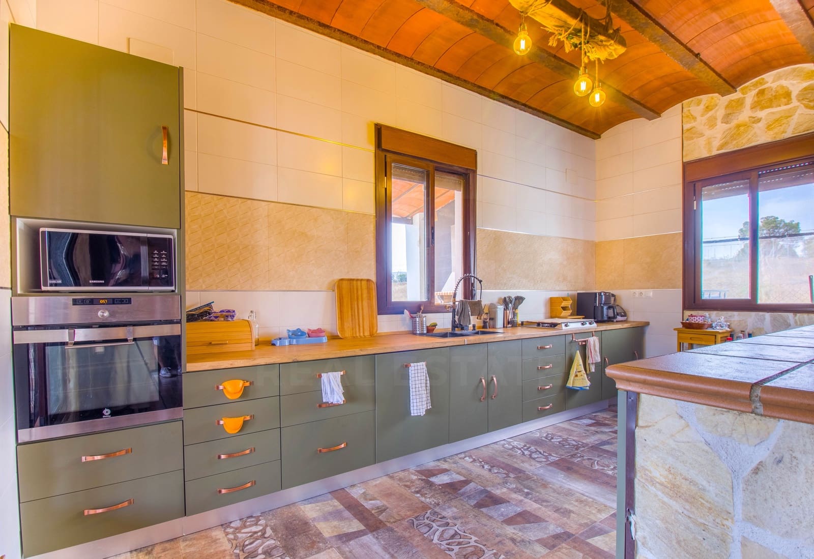 5 chambre Finca/Maison de Campagne à vendre à Lepe - 250 000 € (Ref: 10057895)