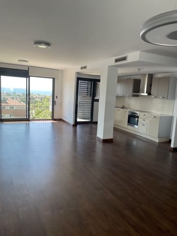 3 sovrum Lägenhet att hyra i Garraf, Sitges med garage - 2 150 € (Ref: 10057896)