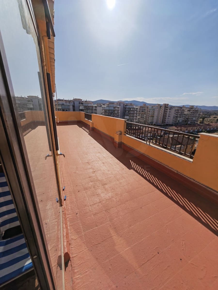 2 bedroom Apartment for sale in Peniscola with pool - € 246,000 (Ref: 10057899)