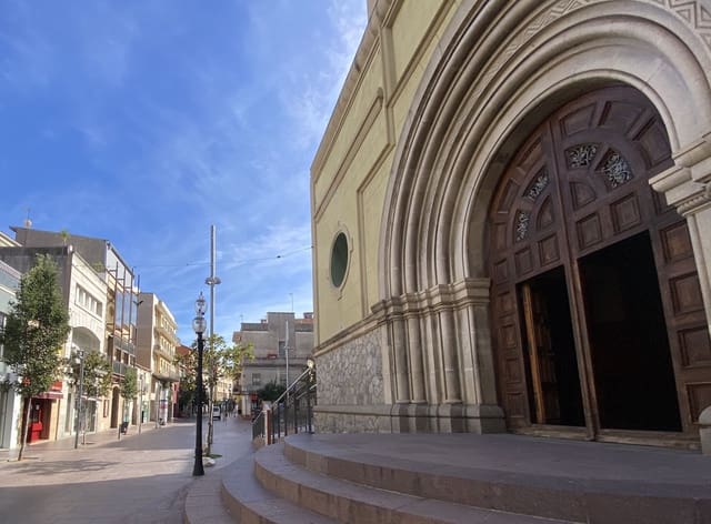 Kommersiell till salu i Montcada i Reixac - 120 000 € (Ref: 10057900)