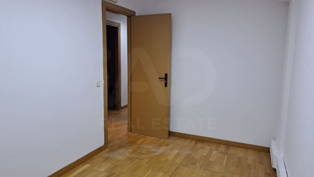 Kaupallinen myytävänä paikassa El Fort Pienc, Barcelona kaupunki - 225 000 € (Ref: 10057901)