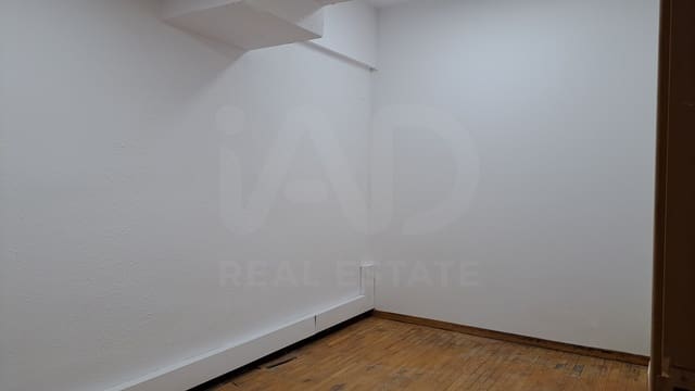 Kaupallinen myytävänä paikassa El Fort Pienc, Barcelona kaupunki - 225 000 € (Ref: 10057901)