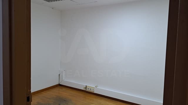 Local Comercial en El Fort Pienc, Barcelona ciudad en venta - 225.000 € (Ref: 10057901)