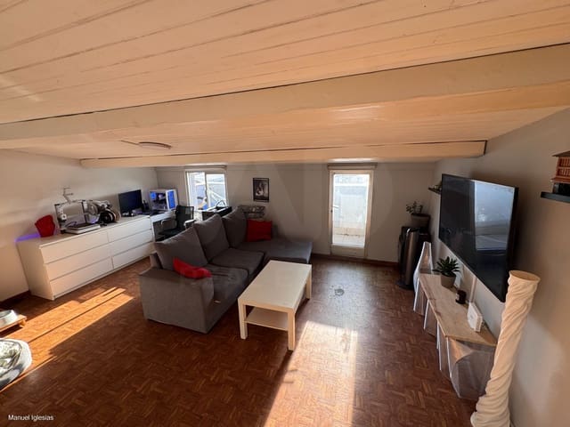 Ático de 1 habitación en Oleiros en venta - 174.000 € (Ref: 10059192)