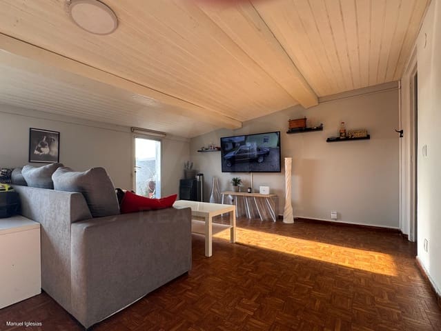 Ático de 1 habitación en Oleiros en venta - 174.000 € (Ref: 10059192)