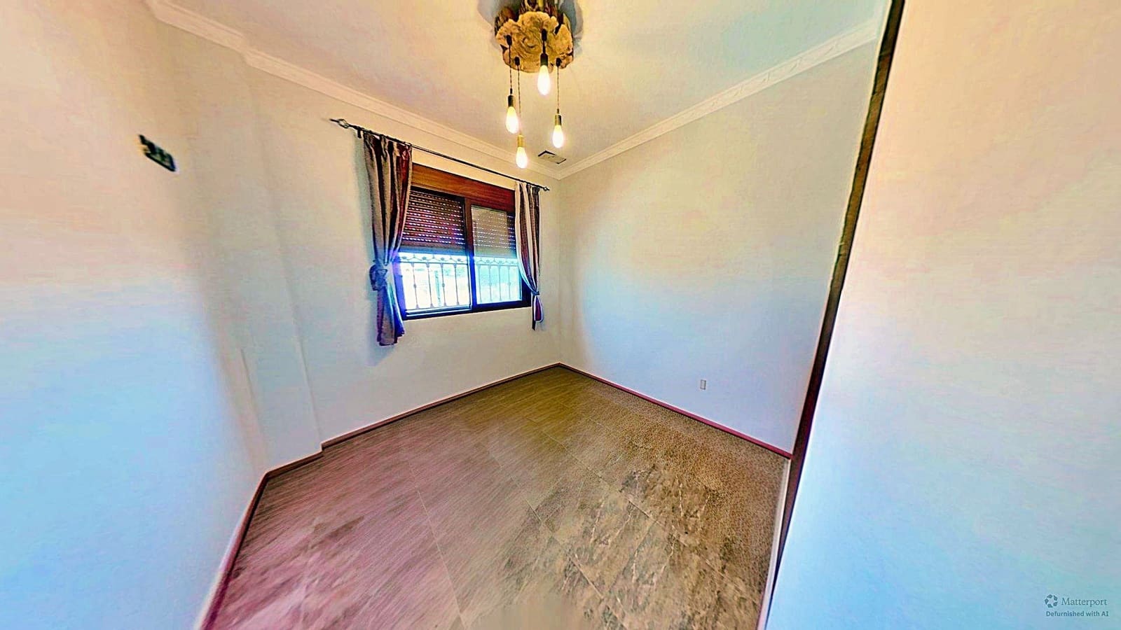 4 bedroom Villa for sale in Cox with pool - € 345,000 (Ref: 10059193)