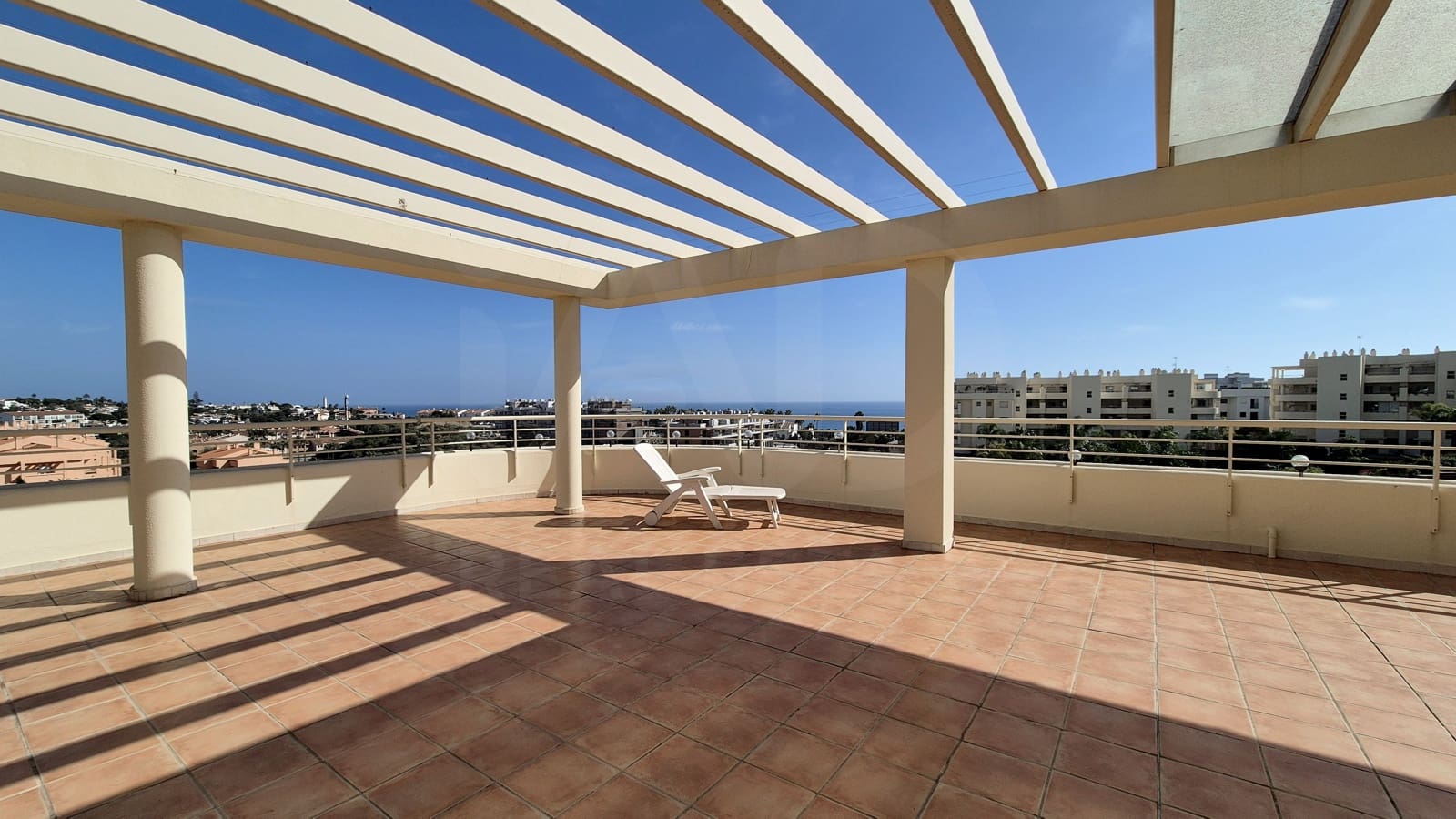 4 sovrum Takvåning till salu i Mijas med pool - 775 000 € (Ref: 10060666)