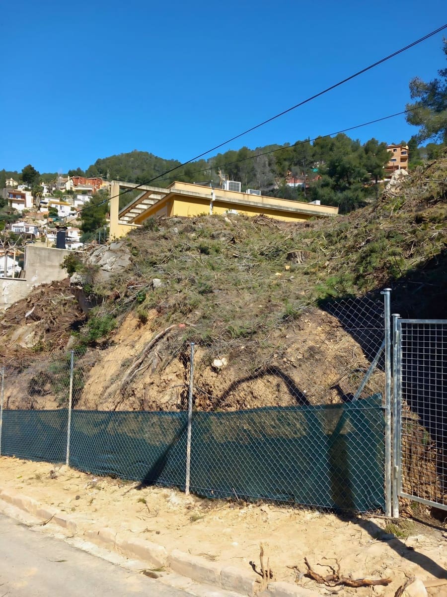 Solar/Parcela en Vallirana en venta - 90.000 € (Ref: 10060676)