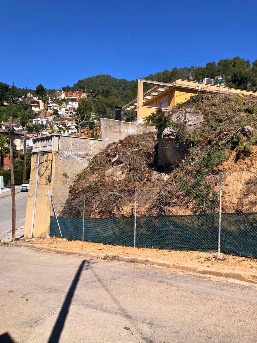 Solar/Parcela en Vallirana en venta - 90.000 € (Ref: 10060676)