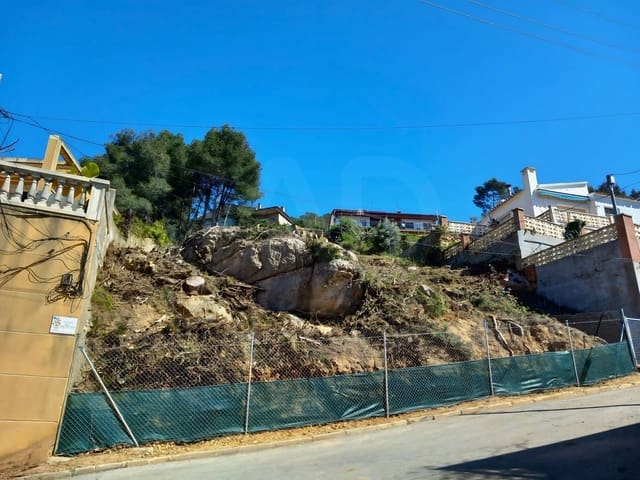 Solar/Parcela en Vallirana en venta - 90.000 € (Ref: 10060676)