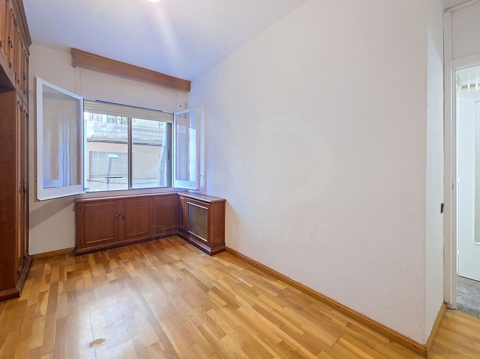 Apartamento de 3 habitaciones en Barcelona ciudad en venta con garaje - 580.000 € (Ref: 10060679)