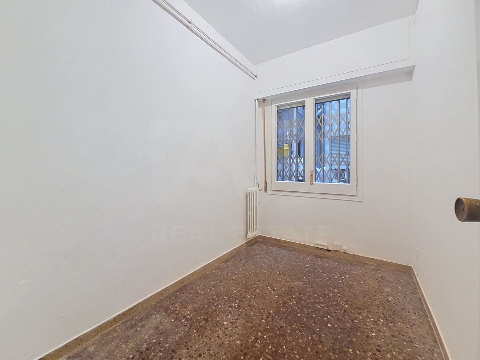 Apartamento de 3 habitaciones en Barcelona ciudad en venta con garaje - 580.000 € (Ref: 10060679)