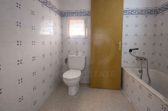 5 sovrum Hus till salu i Torrelles de Foix - 240 000 € (Ref: 10060680)