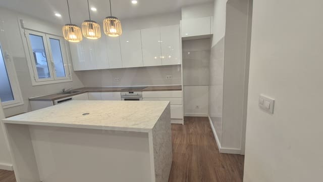 3 sovrum Lägenhet till salu i El Vendrell - 315 000 € (Ref: 10061104)