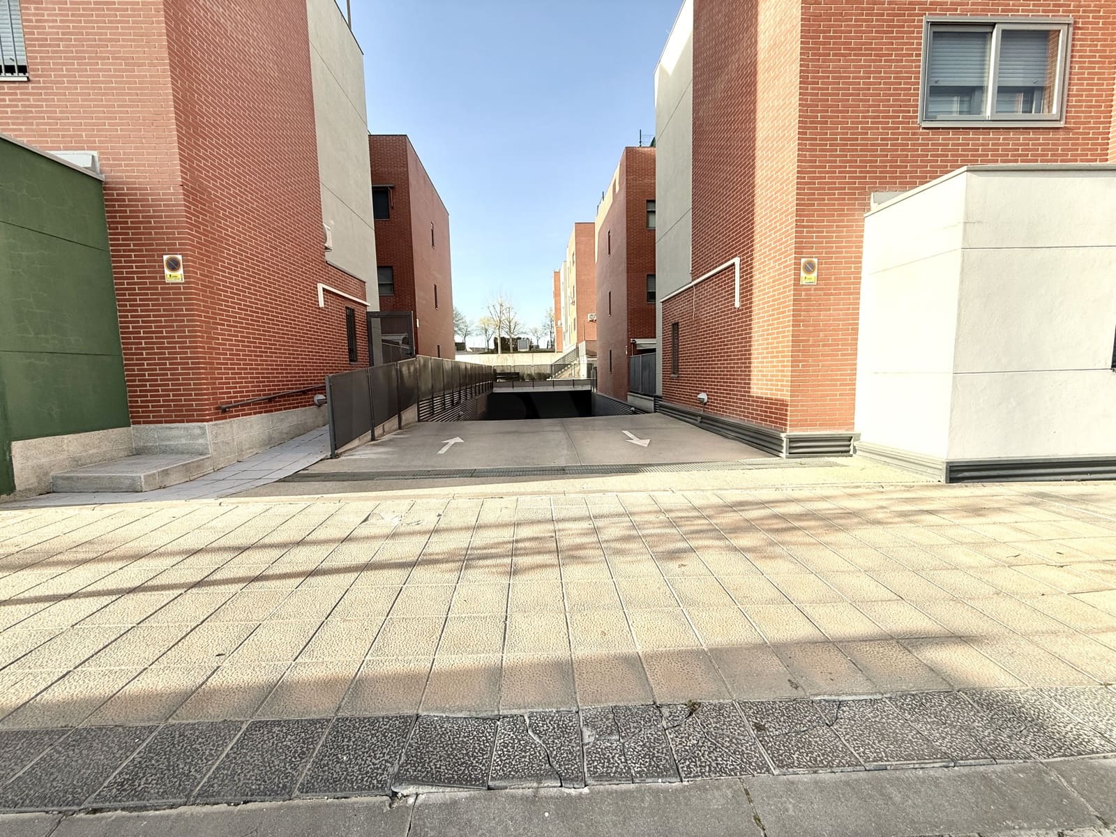 2 bedroom Apartment for sale in Villalbilla with garage - € 305,000 (Ref: 10061107)