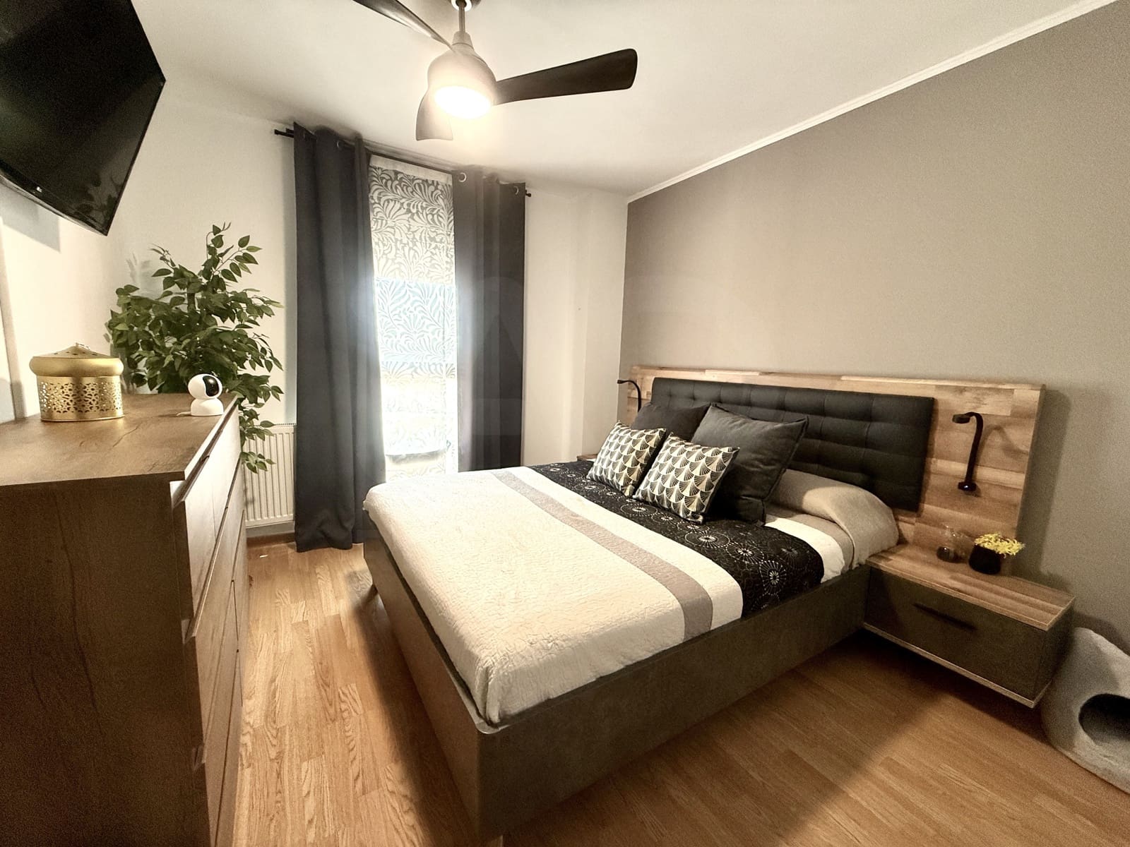 2 bedroom Apartment for sale in Villalbilla with garage - € 305,000 (Ref: 10061107)