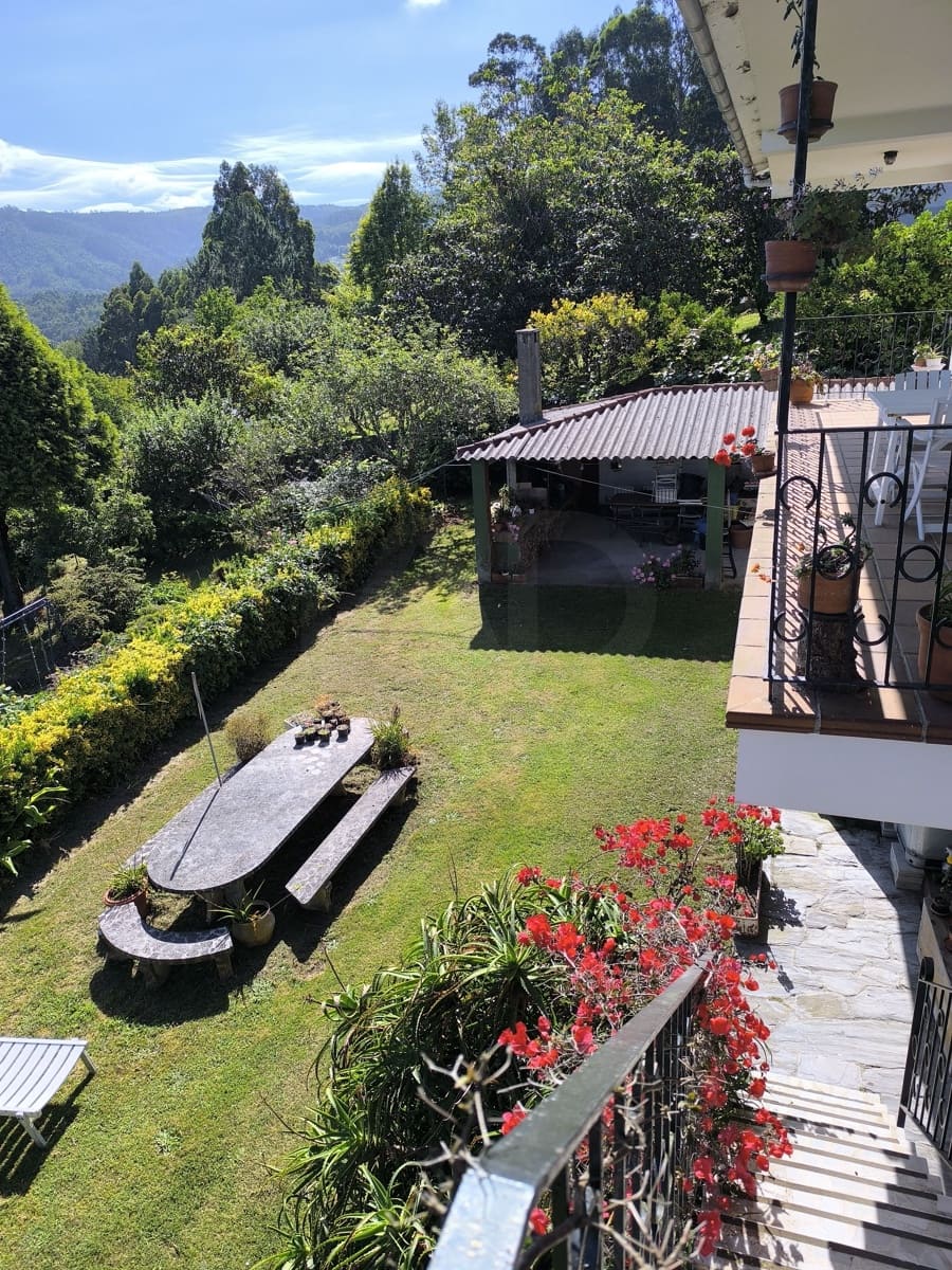 5 soveværelse Villa til salg i Pontedeume med swimmingpool garage - € 525.000 (Ref: 10061110)