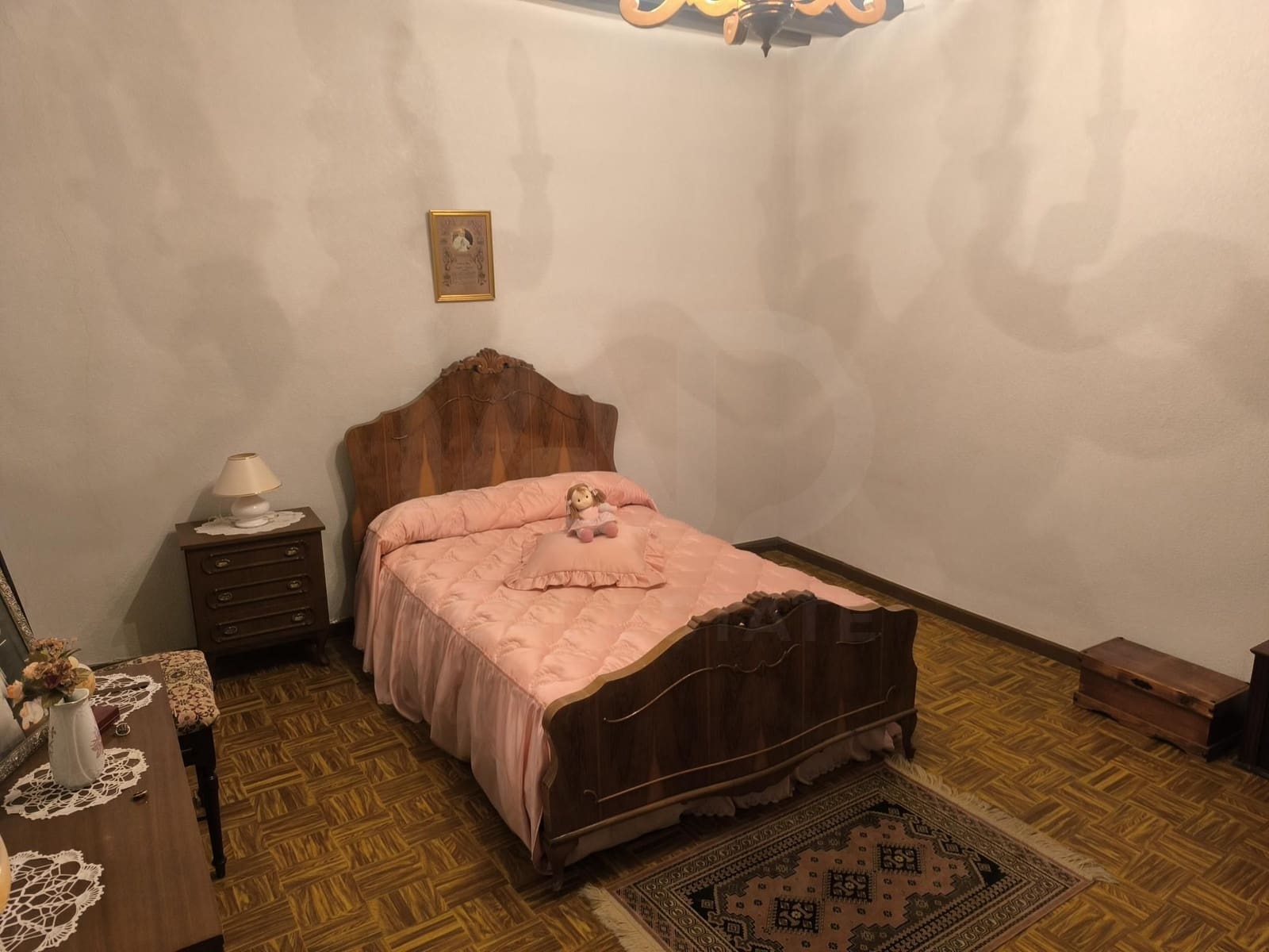Casa de 6 habitaciones en Nava del Rey en venta con garaje - 132.900 € (Ref: 10061117)