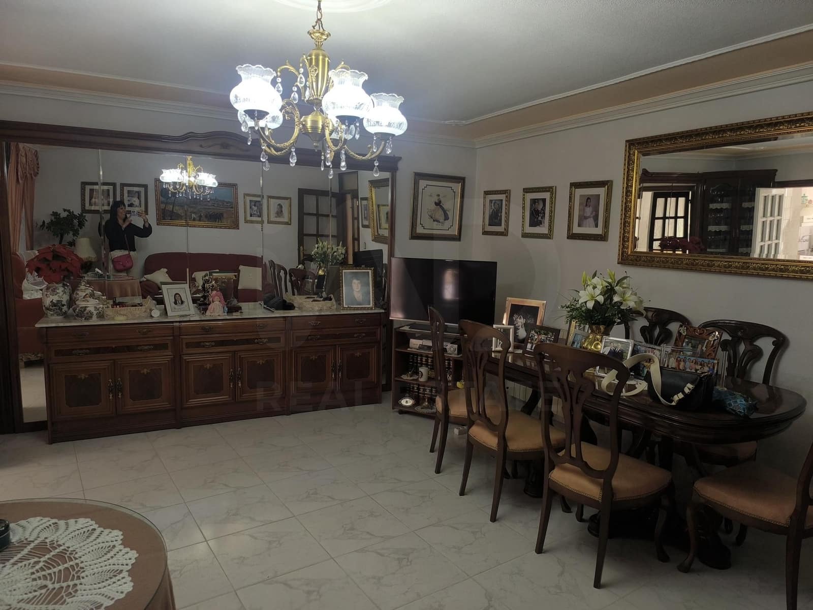 Casa de 6 habitaciones en Nava del Rey en venta con garaje - 132.900 € (Ref: 10061117)
