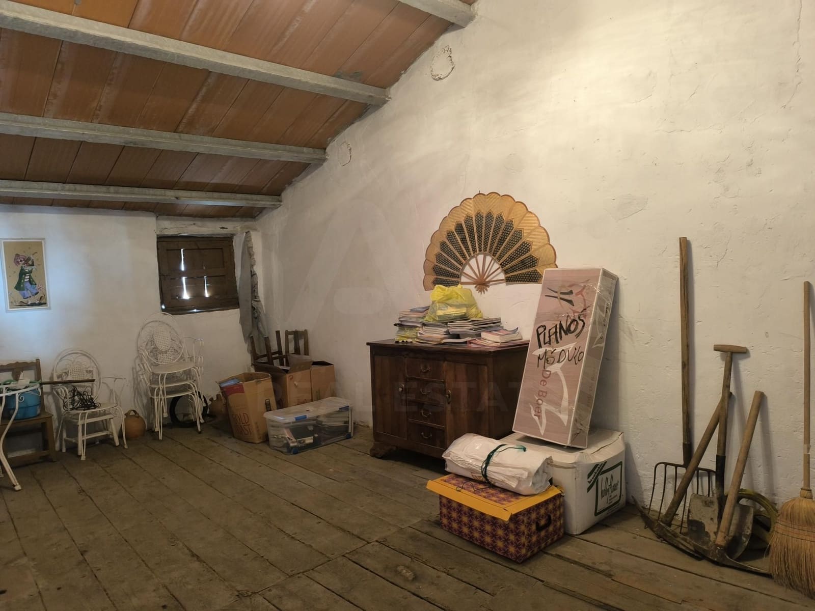 Casa de 6 habitaciones en Nava del Rey en venta con garaje - 132.900 € (Ref: 10061117)