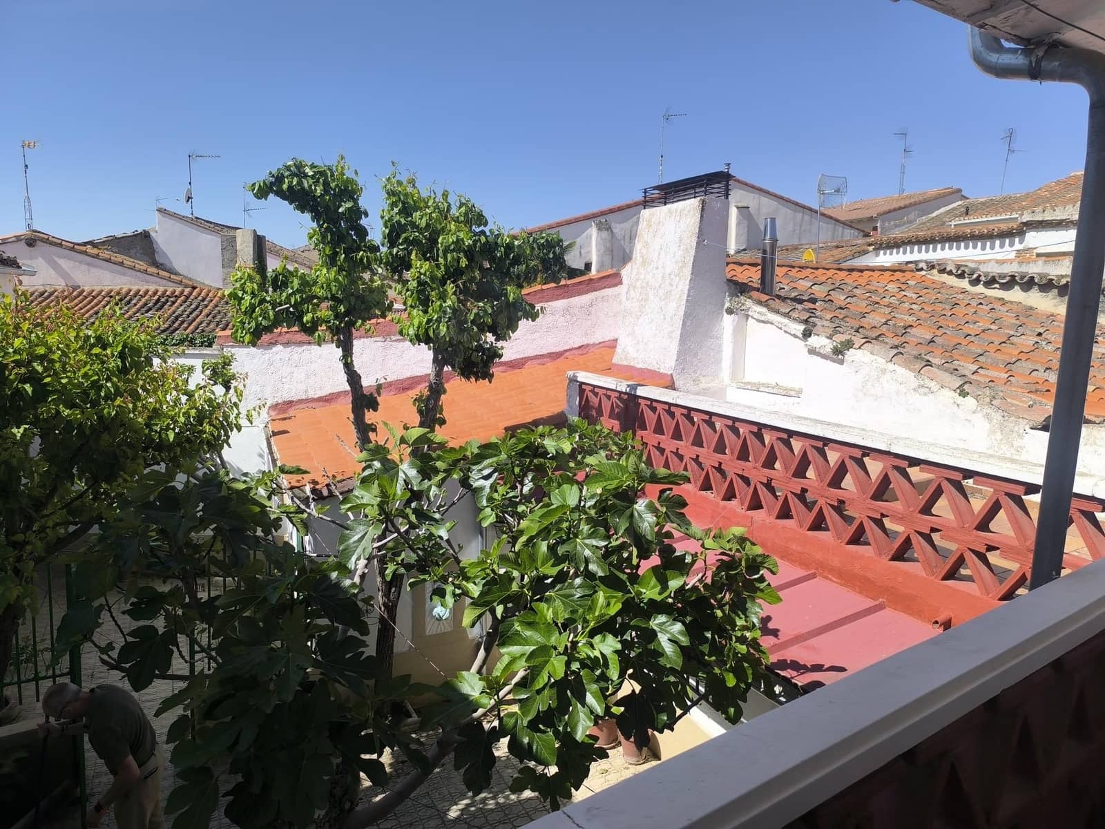 Casa de 6 habitaciones en Nava del Rey en venta con garaje - 132.900 € (Ref: 10061117)