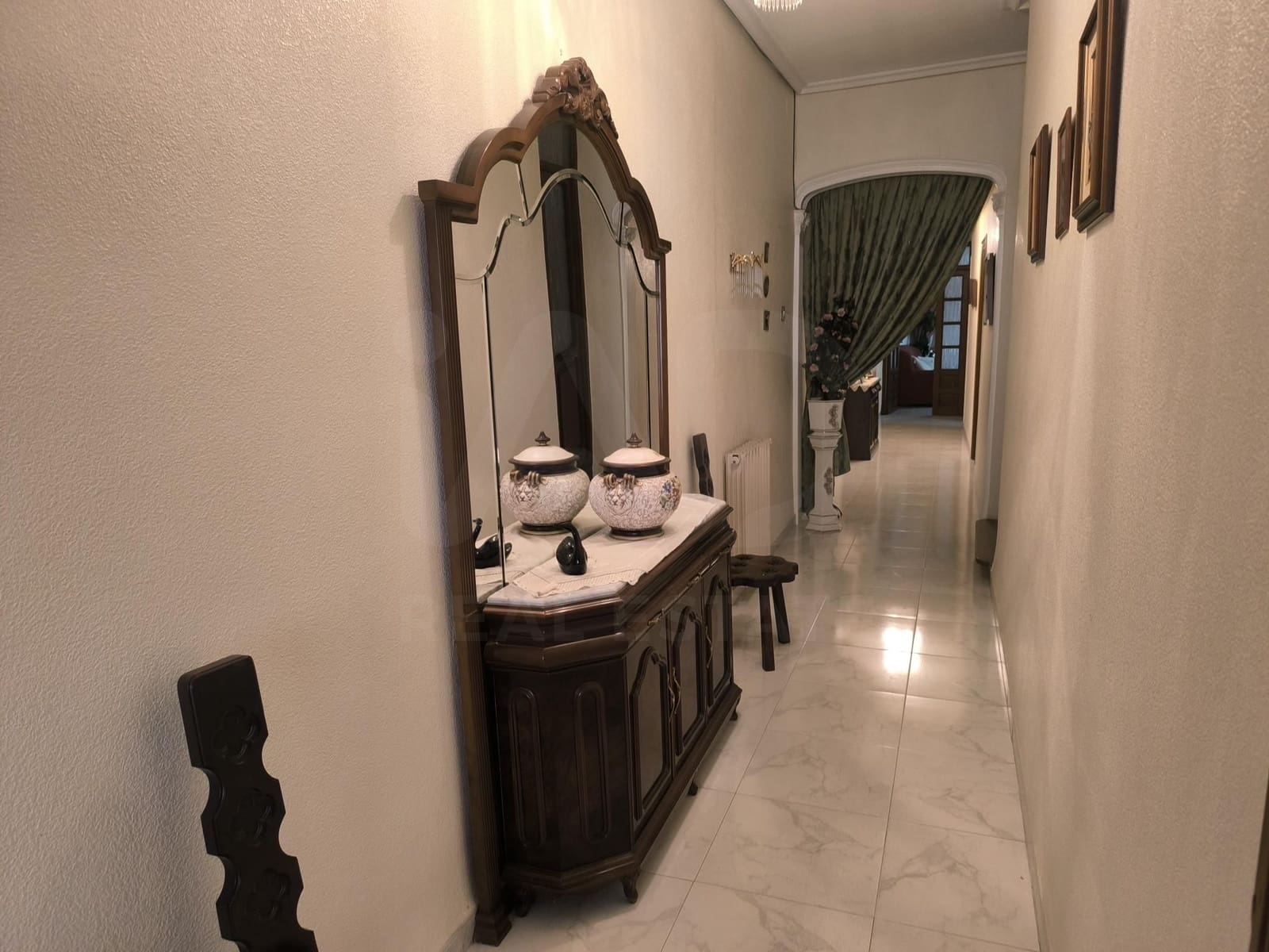 Casa de 6 habitaciones en Nava del Rey en venta con garaje - 132.900 € (Ref: 10061117)