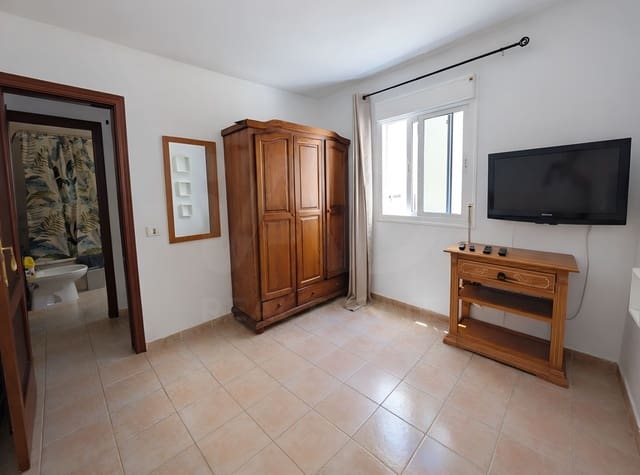 2 Zimmer Apartment zu verkaufen in Granadilla de Abona mit Garage - 157.000 € (Ref: 10061118)