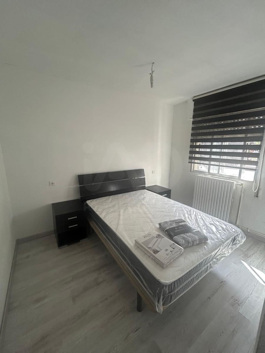 3 slaapkamer Appartement te huur in Leon stad - € 700 (Ref: 10061120)