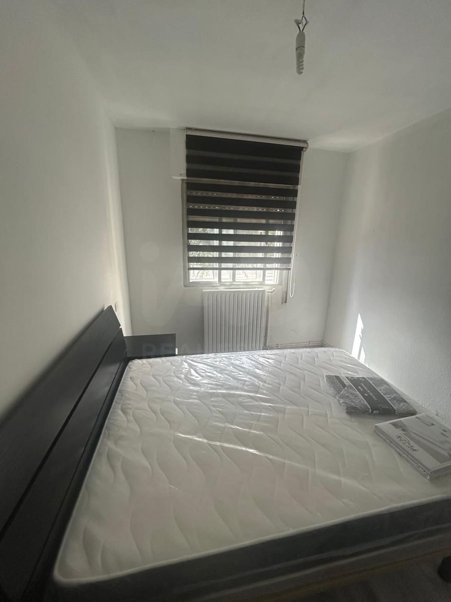 3 slaapkamer Appartement te huur in Leon stad - € 700 (Ref: 10061120)
