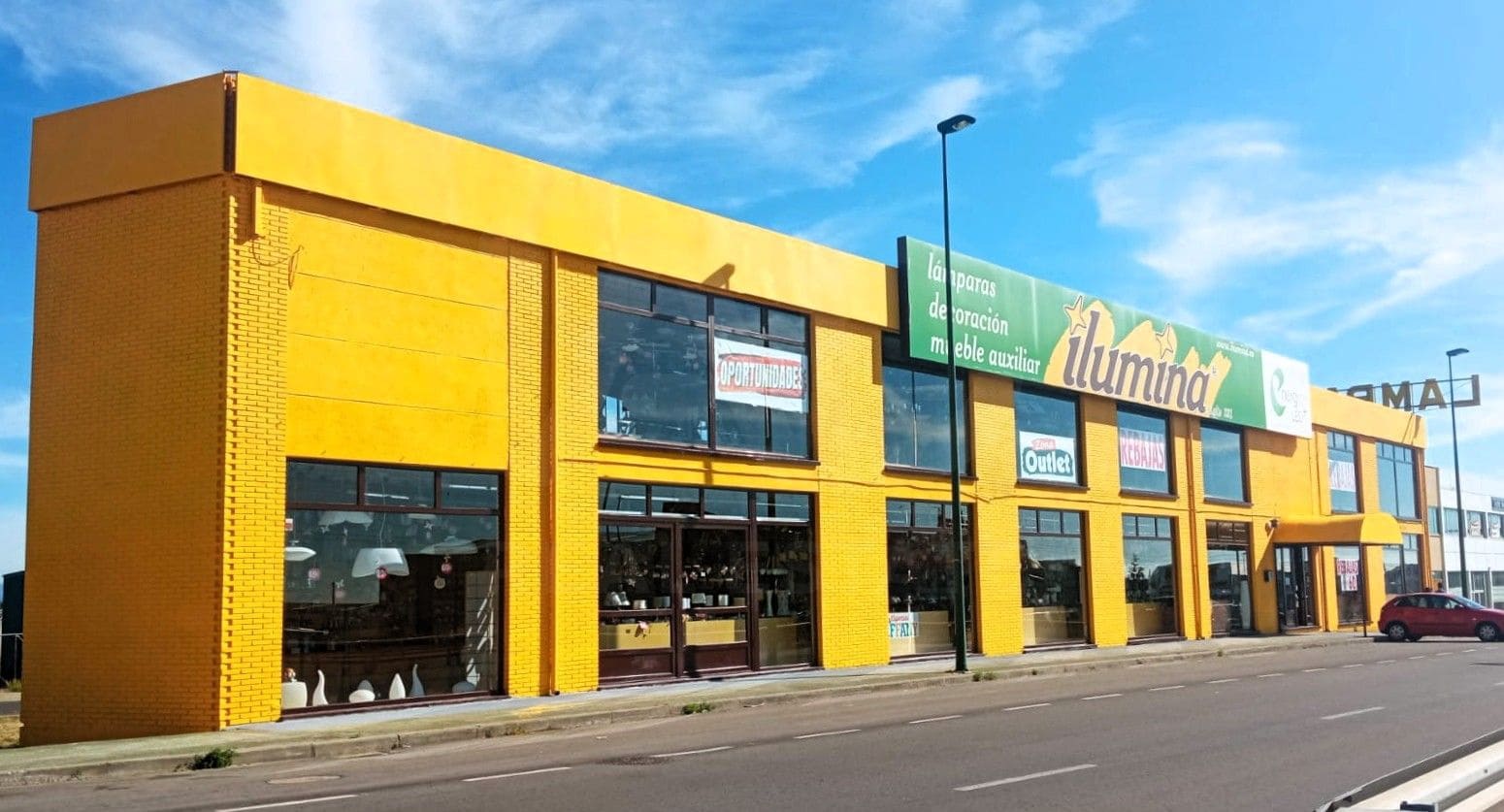 Commercial for sale in Leon city - € 365,000 (Ref: 10062064)