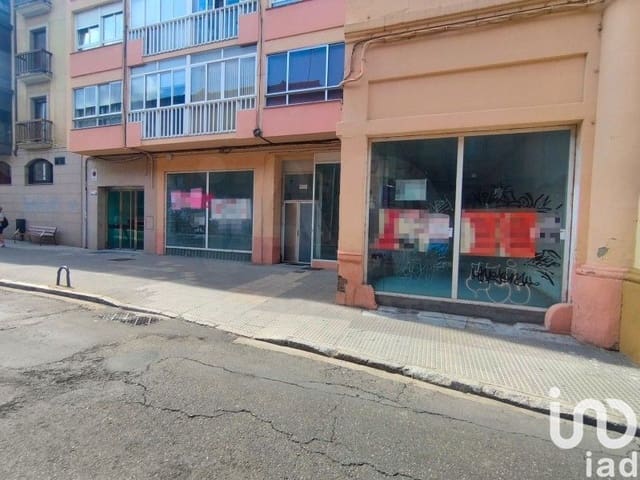 Kaupallinen vuokrattavana paikassa León kaupunki - 600 € (Ref: 10062781)
