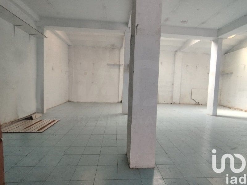 Commercial for rent in Leon city - € 600 (Ref: 10062781)