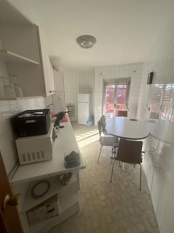 1 soverom Leilighet til leie i Leon by - € 335 (Ref: 10062785)
