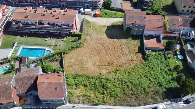 Rakentamaton maa myytävänä paikassa Pontevedra kaupunki - 625 000 € (Ref: 10062791)