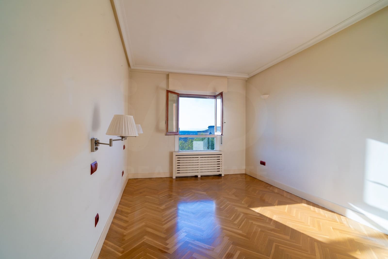Ático de 2 habitaciones en Madrid ciudad en venta con garaje - 860.000 € (Ref: 10062876)