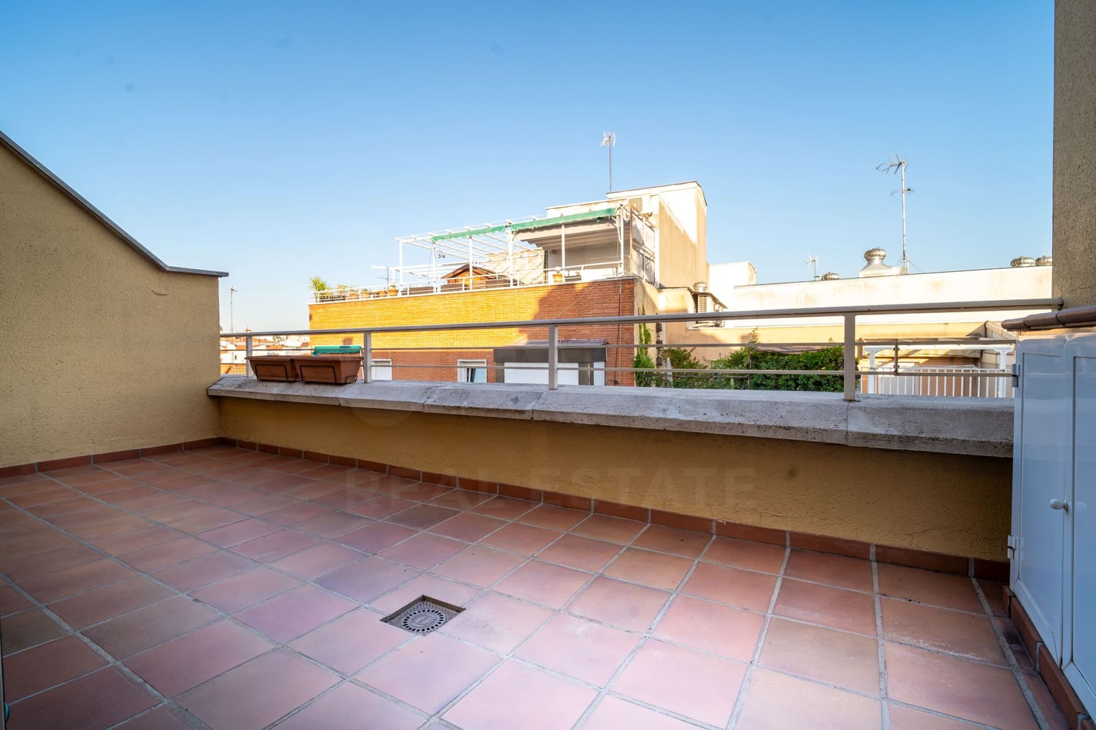 Ático de 2 habitaciones en Madrid ciudad en venta con garaje - 860.000 € (Ref: 10062876)