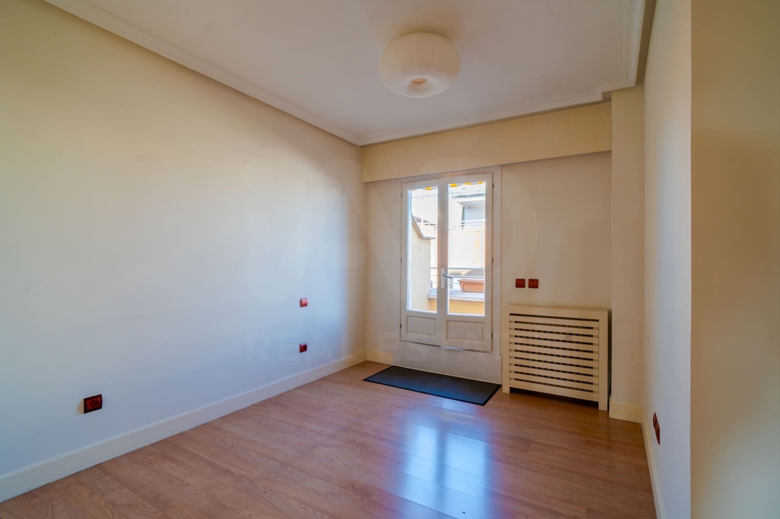 Ático de 2 habitaciones en Madrid ciudad en venta con garaje - 860.000 € (Ref: 10062876)