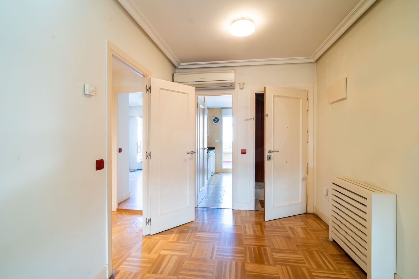 Ático de 2 habitaciones en Madrid ciudad en venta con garaje - 860.000 € (Ref: 10062876)