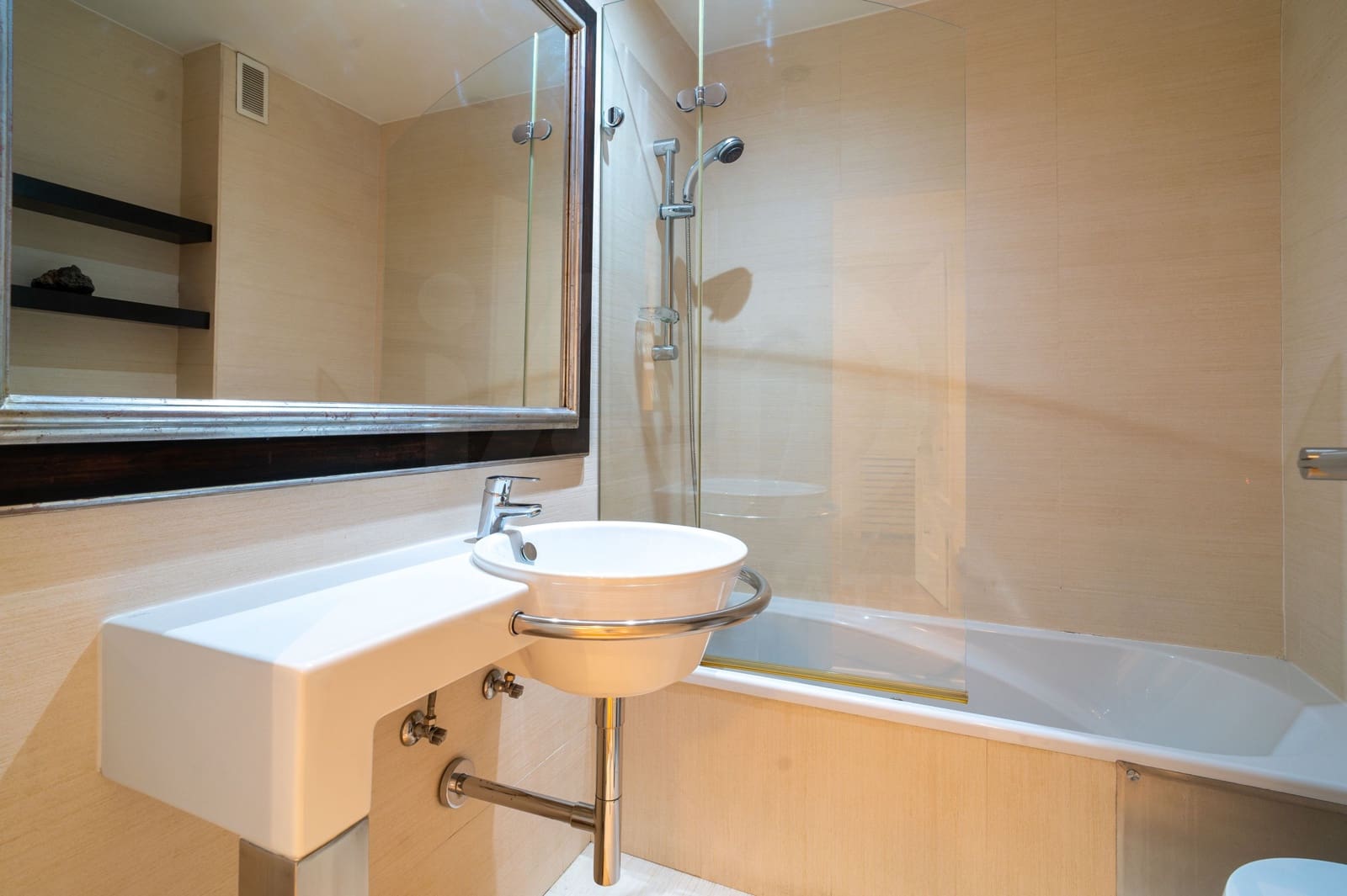 Ático de 2 habitaciones en Madrid ciudad en venta con garaje - 860.000 € (Ref: 10062876)