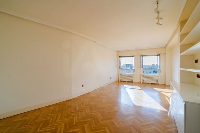 2 sovrum Takvåning till salu i Palacio, Madrid stad med garage - 860 000 € (Ref: 10062876)