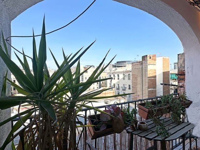 2 quarto Penthouse para venda em El Raval, Barcelona cidade - 269 000 € (Ref: 10062880)