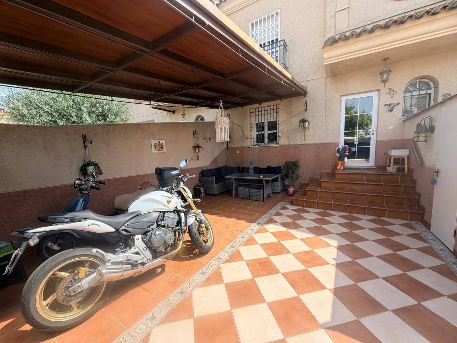 4 Zimmer Reihenhaus zu verkaufen in Jerez de la Frontera mit Pool - 410.000 € (Ref: 10062886)